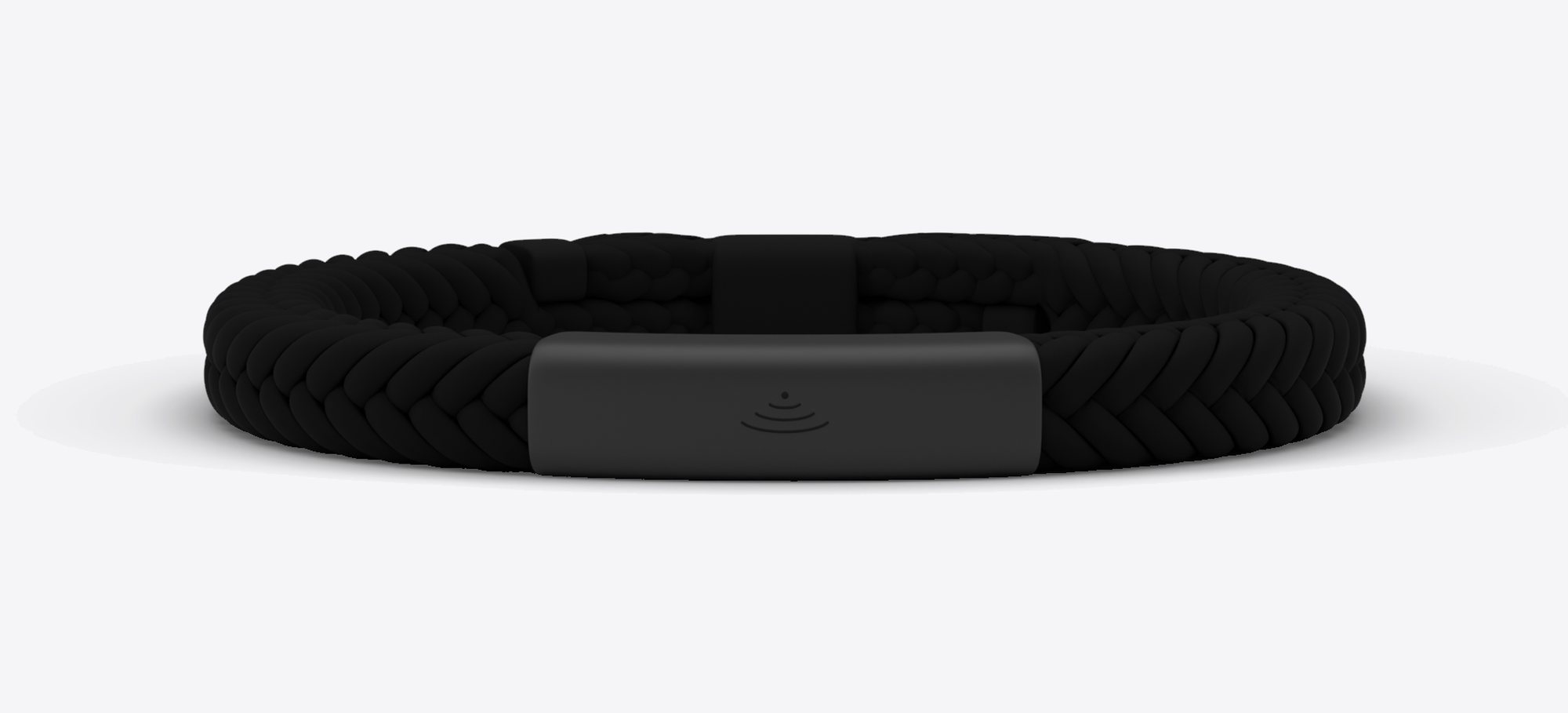 Locara straight on: the Core sits flush with the woven strap